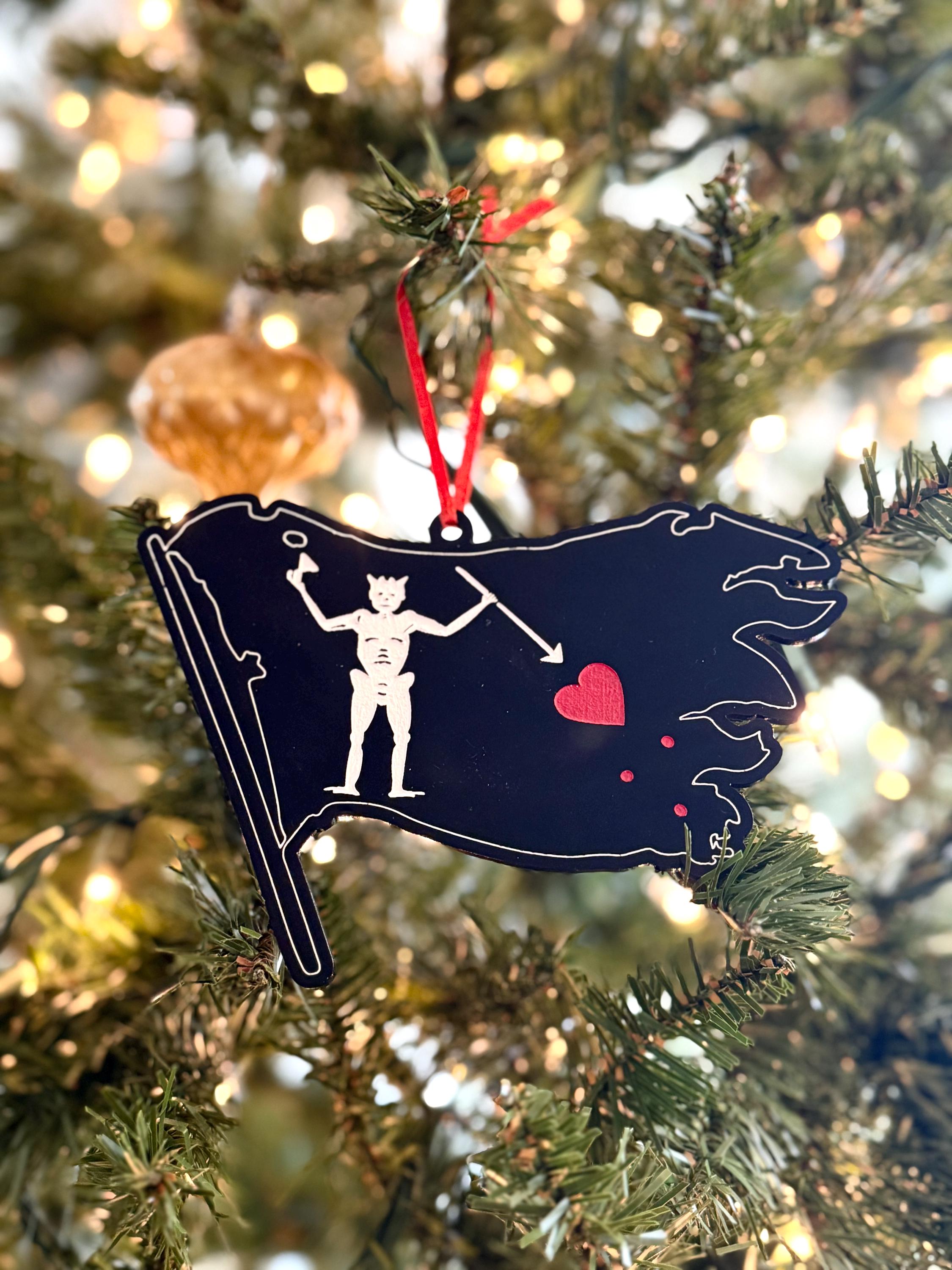 Blackbeard Flag Ornament – Pirate-Themed Decor for Christmas & Year-Round | Laser Engraved Nautical Ornament