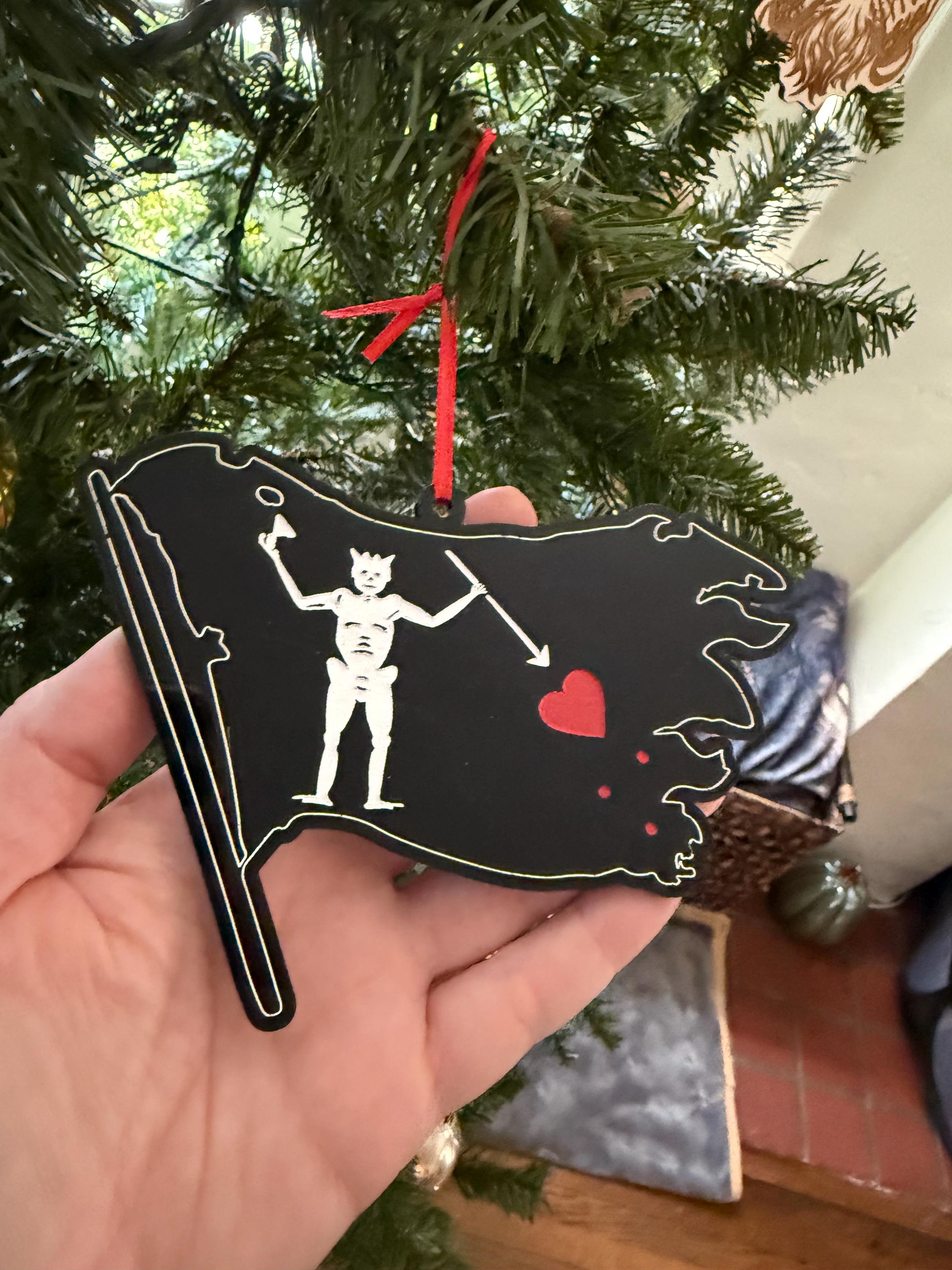 Blackbeard Flag Ornament – Pirate-Themed Decor for Christmas & Year-Round | Laser Engraved Nautical Ornament